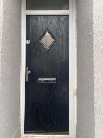 Luton Home Near Airport Private & Shared Bathroom Option Exteriér fotografie